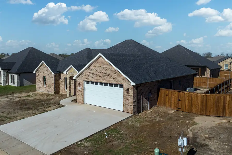 506 Limestone Circle, Mabank, TX 75147 - Image #3