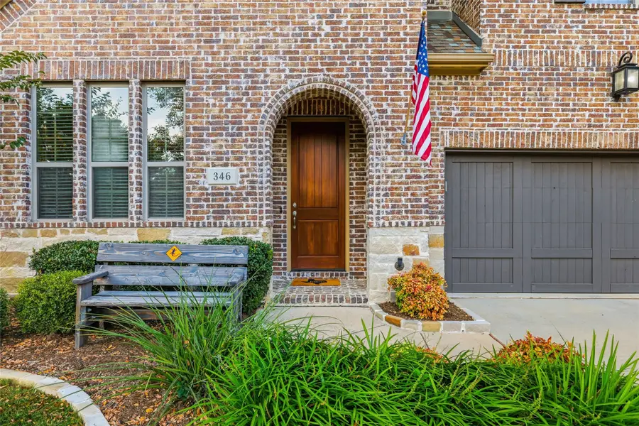 346 Hill Creek Lane, Grapevine, TX 76051 - Image #2