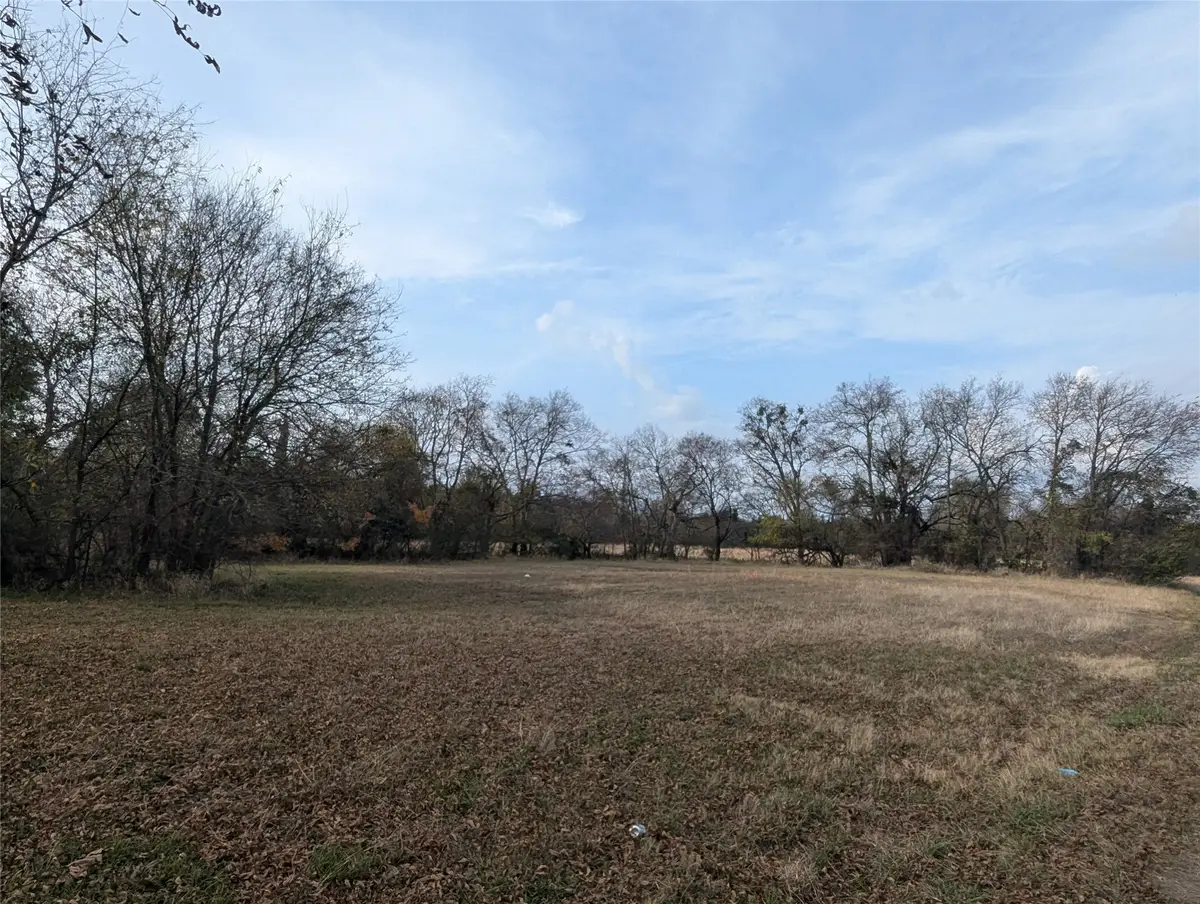 815 Seven Oaks Road, Bonham, TX 75418 - Image #1