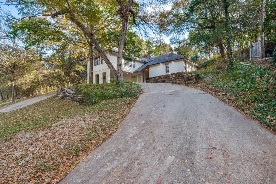 902 Sleepy Hollow Drive, Cedar Hill, TX 75104 - Image #3