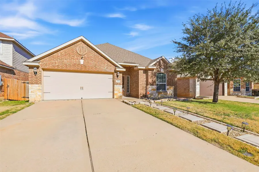 4208 Tower Lane, Crowley, TX 76036 - Image #3