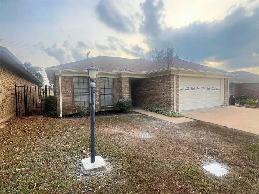 1756 Red Oak Circle, Sulphur Springs, TX 75482 - Image #3