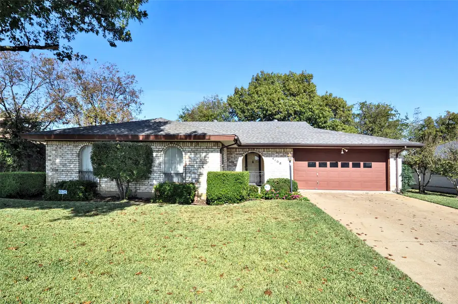 4108 Alicante Avenue, Fort Worth, TX 76133 - Image #2