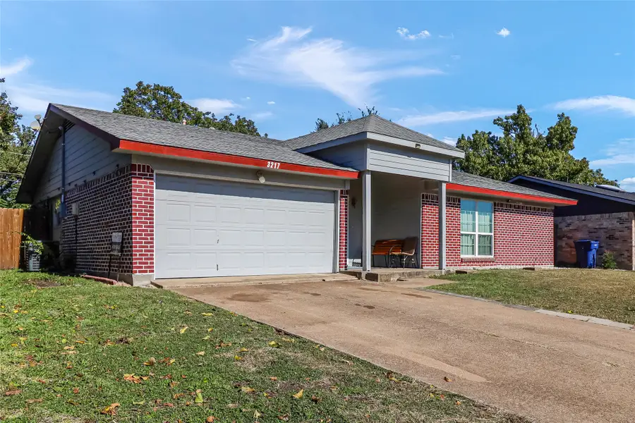 3217 Lariat Lane, Garland, TX 75042 - Image #2