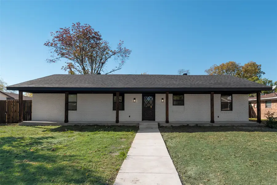 3913 Southridge Drive, Rowlett, TX 75088 - Image #2