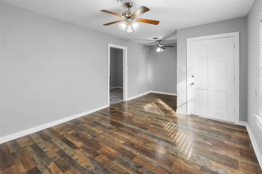 1105 Woodlawn Boulevard, Denison, TX 75020 - Image #2