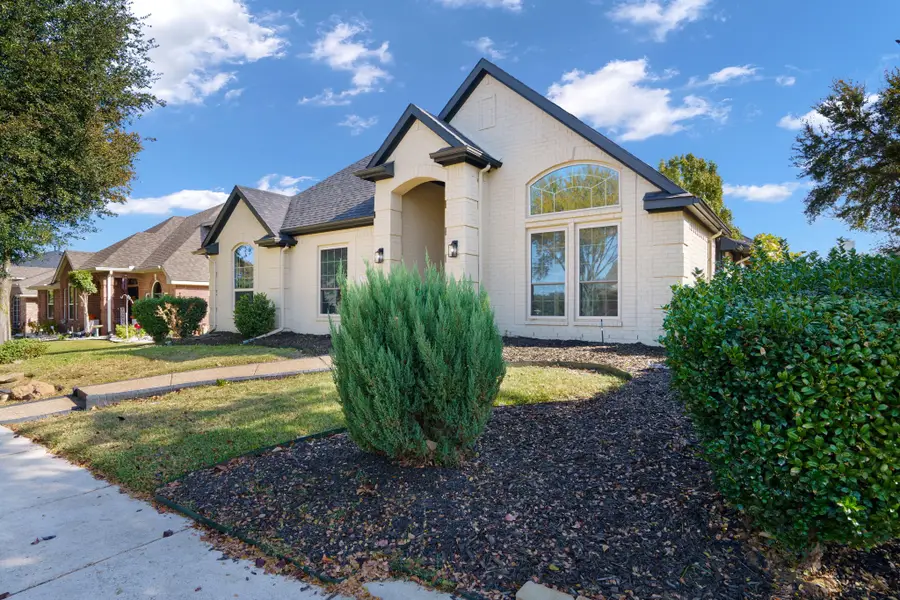 2125 Wallbrook Drive, Lewisville, TX 75067 - Image #2