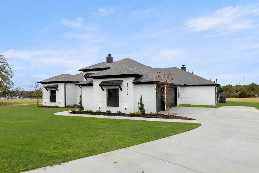 1027 Arbor Hills Court, Poolville, TX 76487 - Image #2