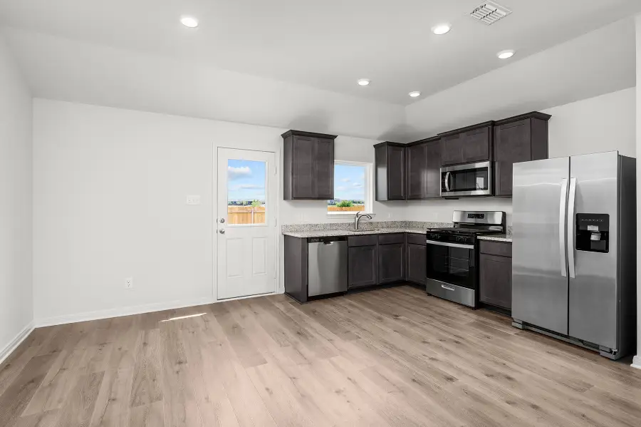 8321 White Wolf Trail, Ponder, TX 76259 - Image #2