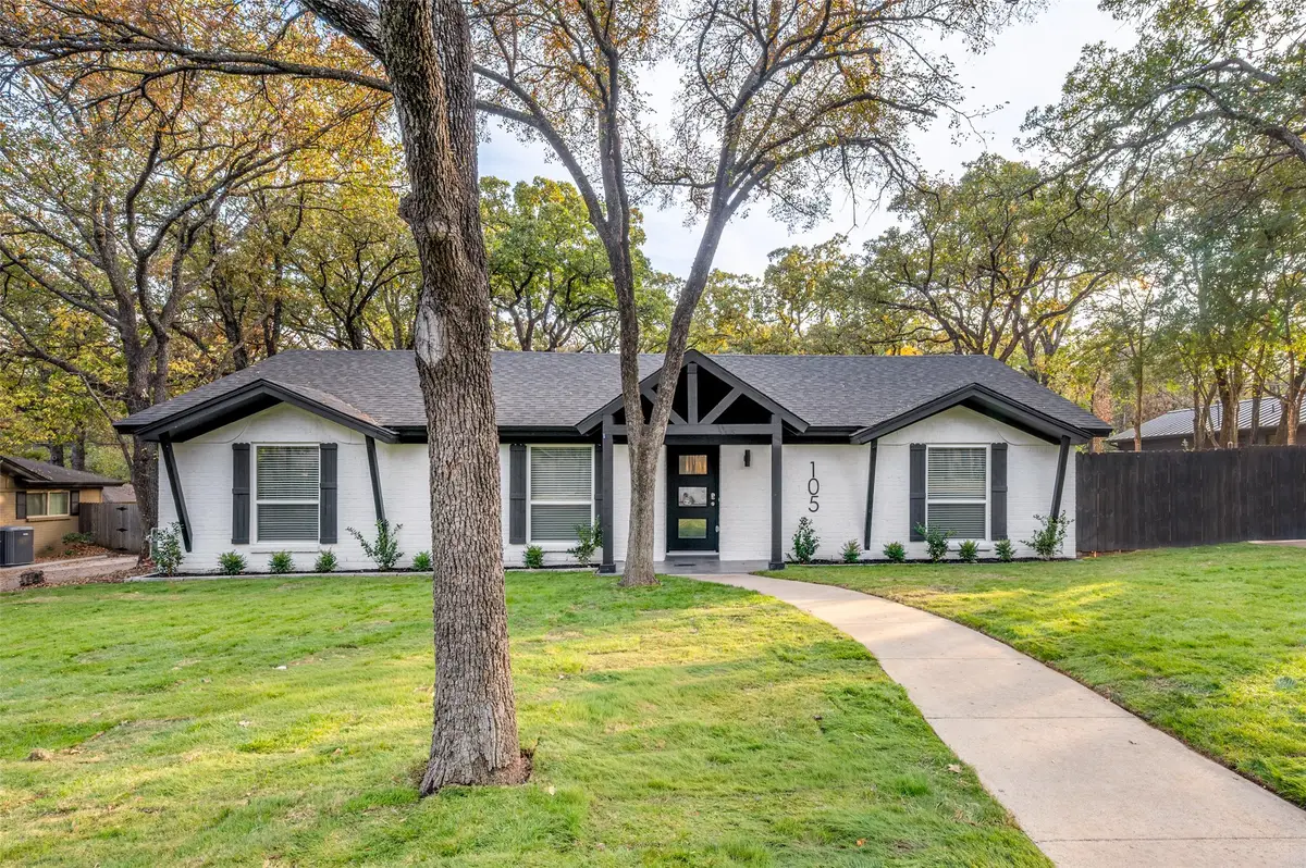 105 Shadow Lane, Euless, TX 76039 - Image #1