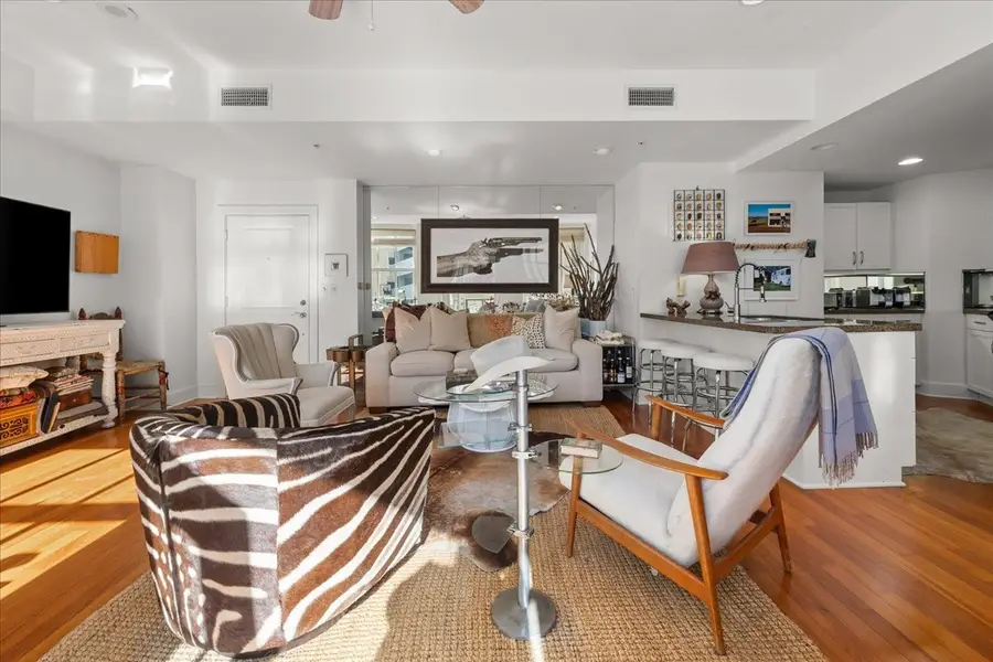 411 W 7th Street #501, Fort Worth, TX 76102 - Image #2