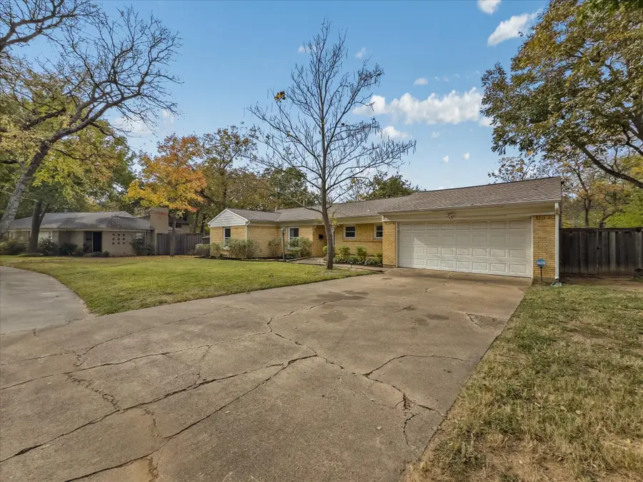 1409 Brookhollow Drive, Irving, TX 75061 - Image #2
