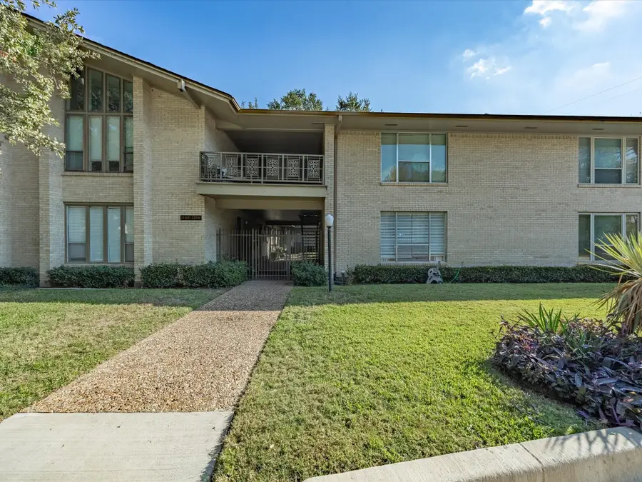 11102 Valleydale Drive #A, Dallas, TX 75230 - Image #2