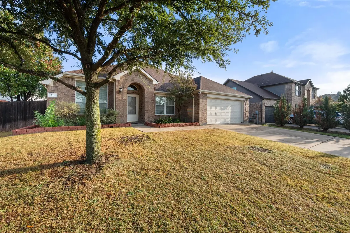 511 Rocky Creek Drive, Mansfield, TX 76063 - Image #1