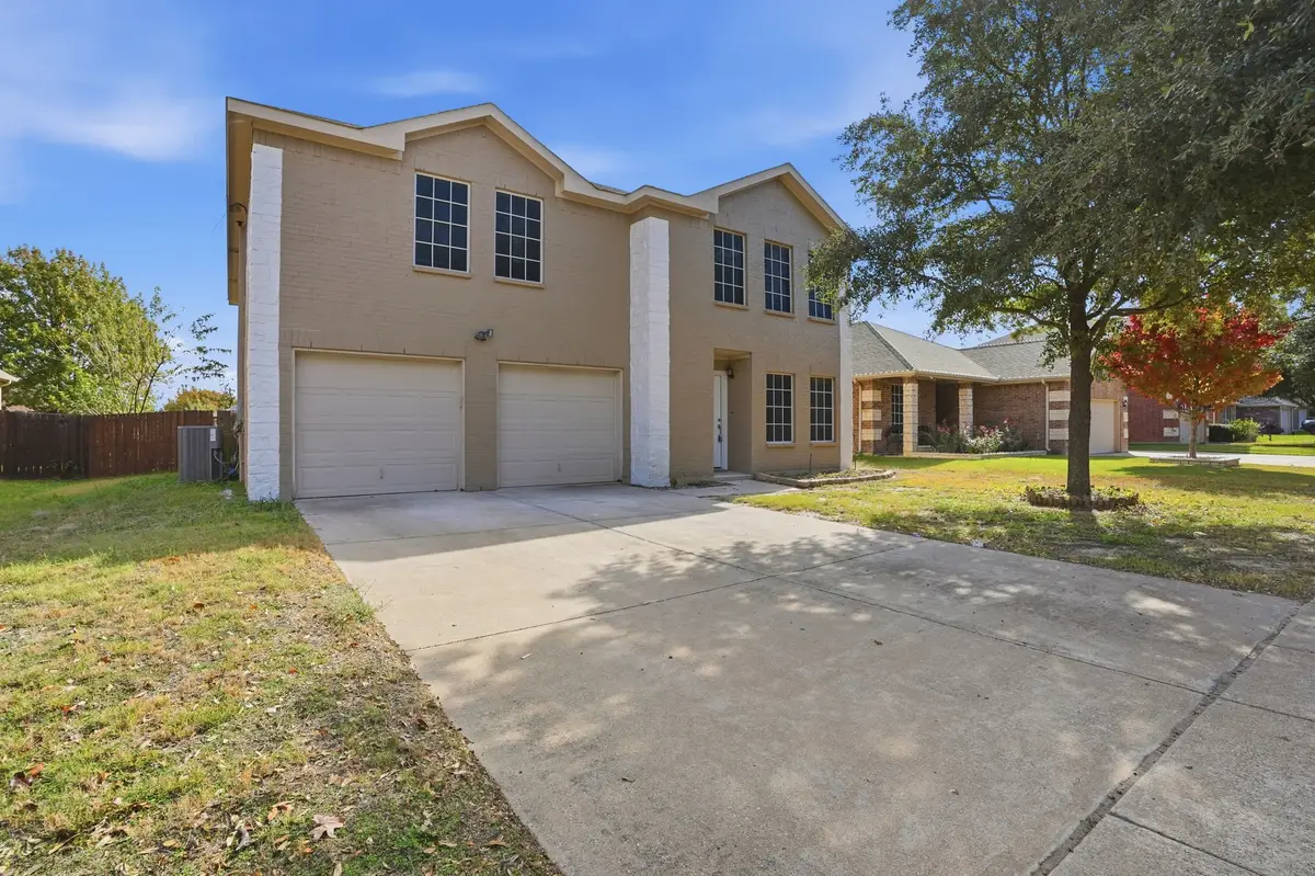 932 Robbins Way, Saginaw, TX 76179 - Image #1