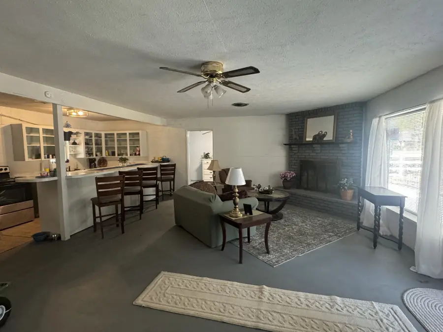 1505 Grove Drive, West Tawakoni, TX 75474 - Image #2