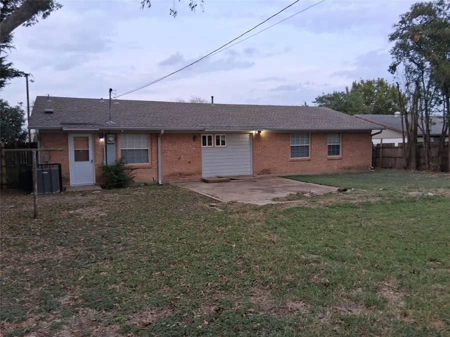 818 Emberwood Drive, Dallas, TX 75232 - Image #3