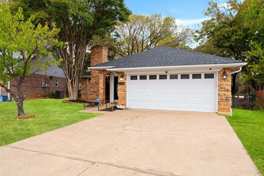 2705 Dover Gardens Drive, Arlington, TX 76017 - Image #3