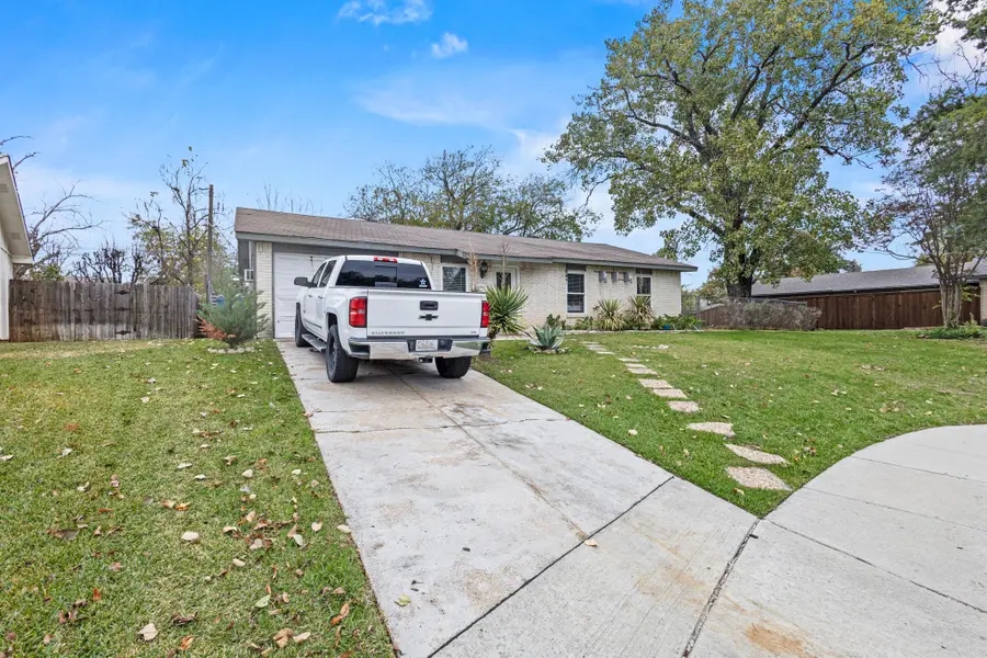 126 Lynnwood Place, Lewisville, TX 75067 - Image #3