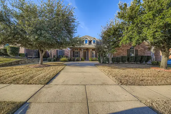 8406 Pecan Creek Drive, Arlington, TX 76001