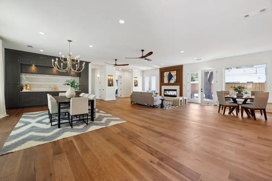 6422 Walnut Hill Lane, Dallas, TX 75230 - Image #2