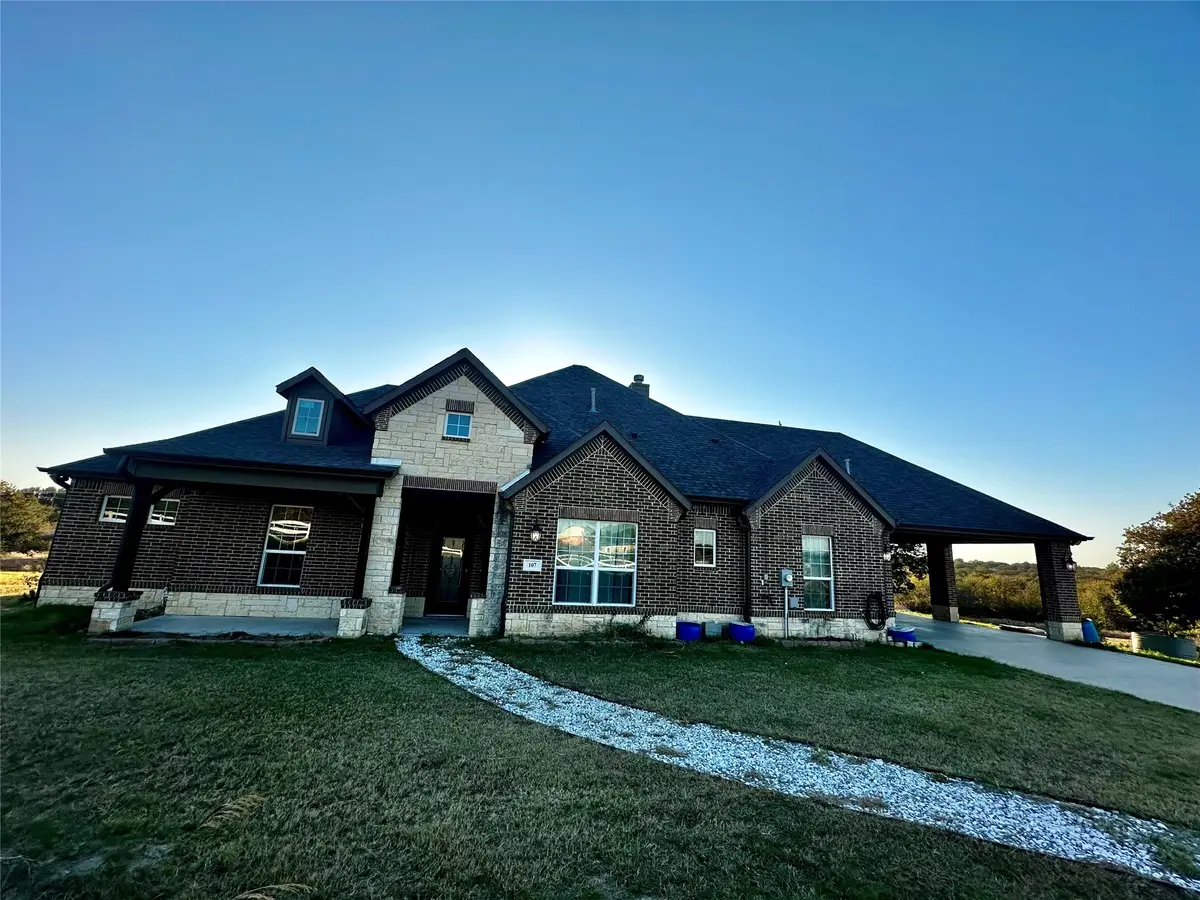 107 Rock Salt Court, Springtown, TX 76082 - Image #1