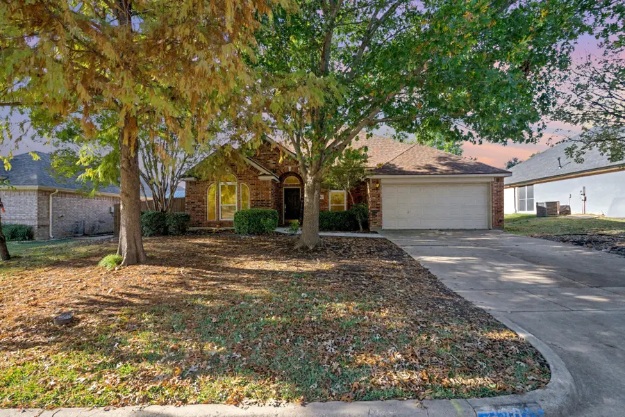1801 Fairfax Drive, Mansfield, TX 76063 - Image #2