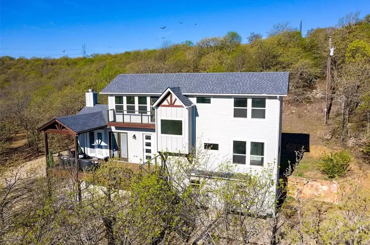 667 Sandstone Court, Sunset, TX 76270 - Image #1