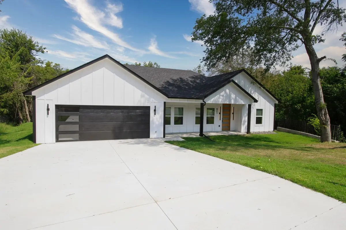 842 White Oak Drive, Woodway, TX 76712 - Image #1