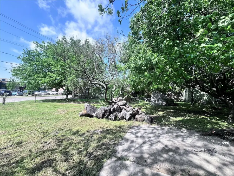 713 Elm Street, McKinney, TX 75069 - Image #2