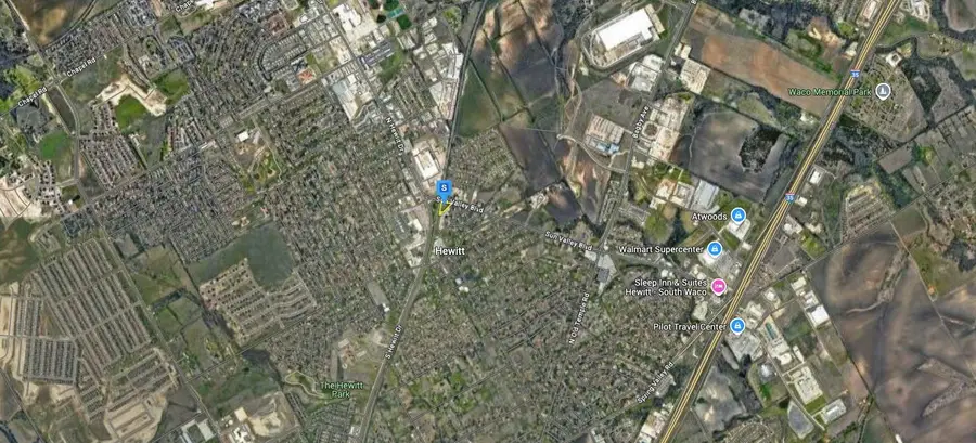 111 Sun Valley Boulevard, Hewitt, TX 76643 - Image #3