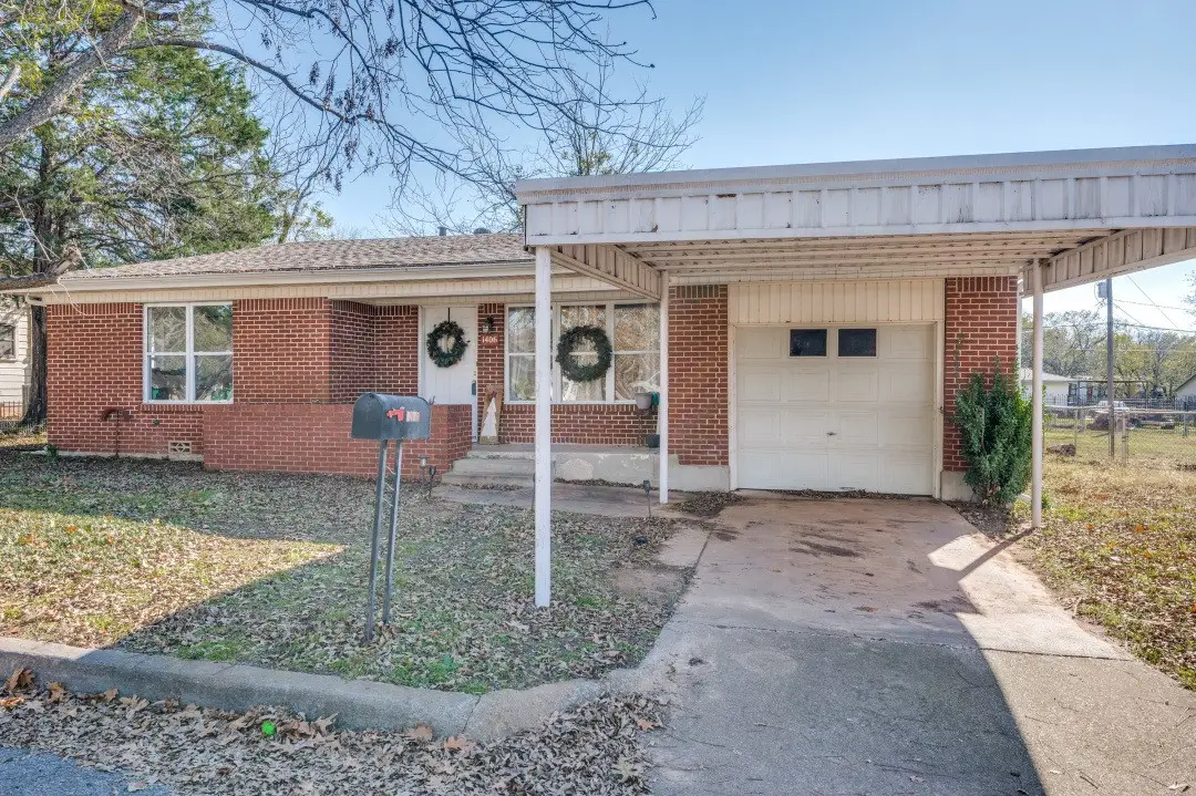 1406 Vine Street, Bridgeport, TX 76426 - Image #1