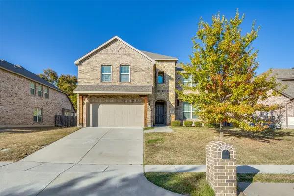 1725 Crescent Oak Street, Wylie, TX 75098