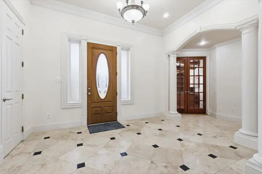 120 Palomino Court, Shady Shores, TX 76208 - Image #3