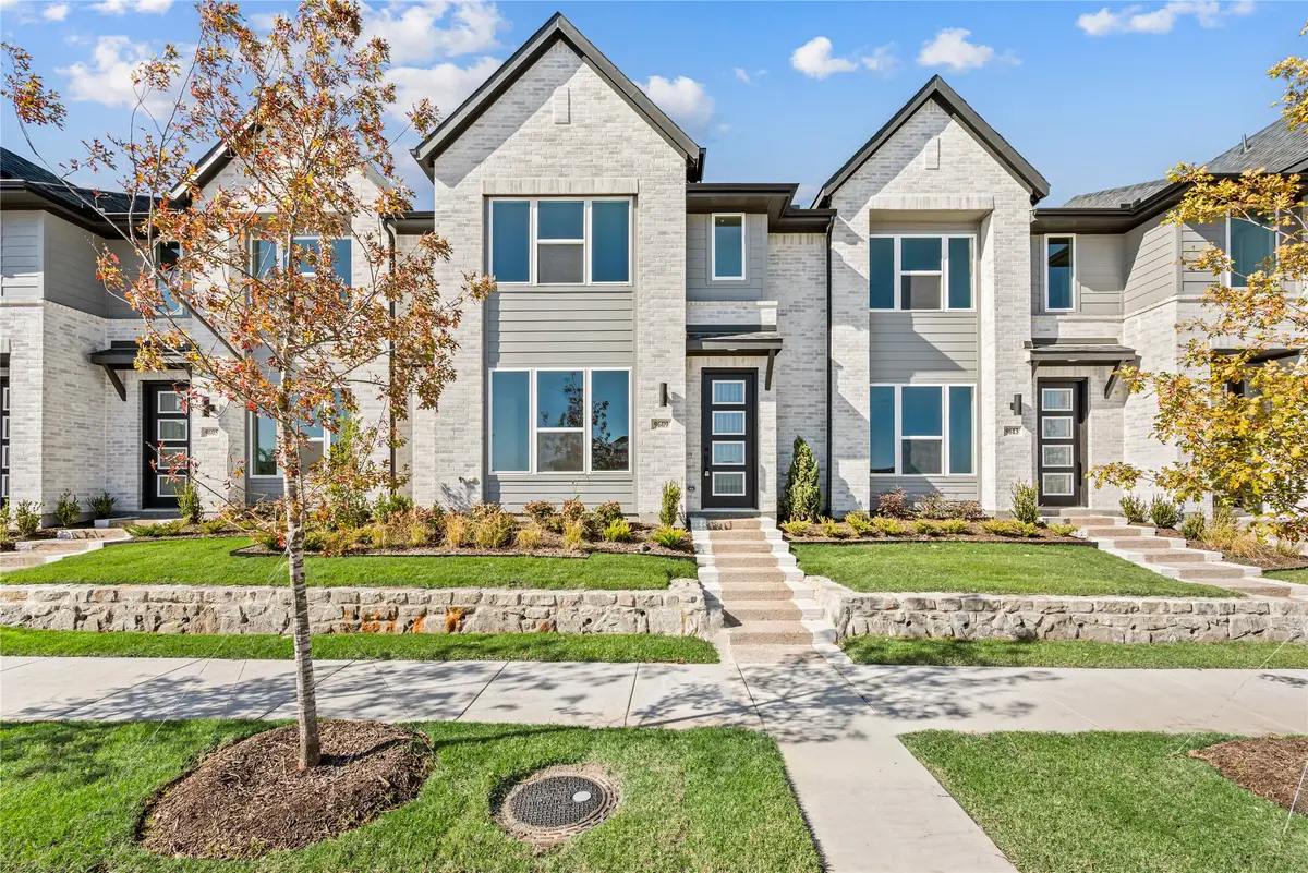 9609 Dahlia Boulevard, Mesquite, TX 75126 - Image #1