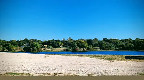 317 Lakeside Landing, Lorena, TX 76655