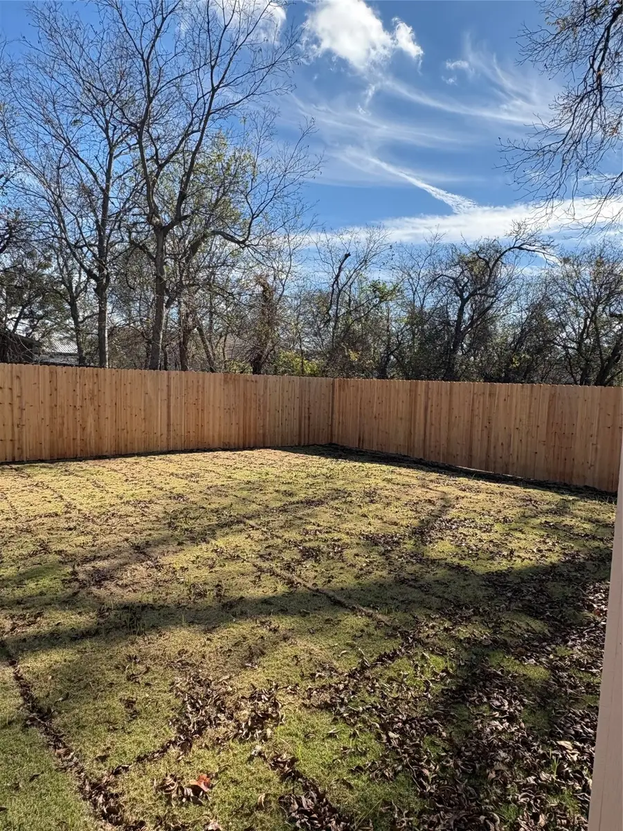 2205 Wellington Street, Greenville, TX 75401 - Image #3