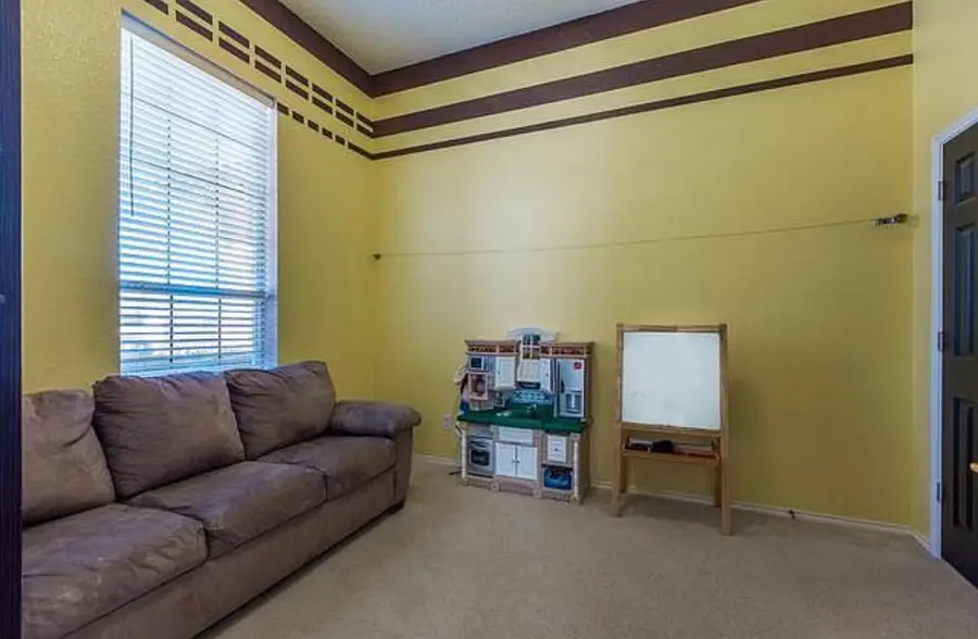 8412 Muirwood Trail, Fort Worth, TX 76137 - Image #3