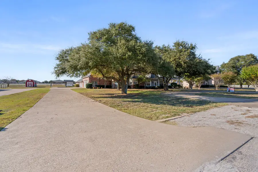 554 Glenn Lane, Red Oak, TX 75154 - Image #3