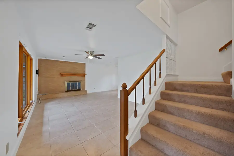 1305 Atlanta Drive, Irving, TX 75062 - Image #2