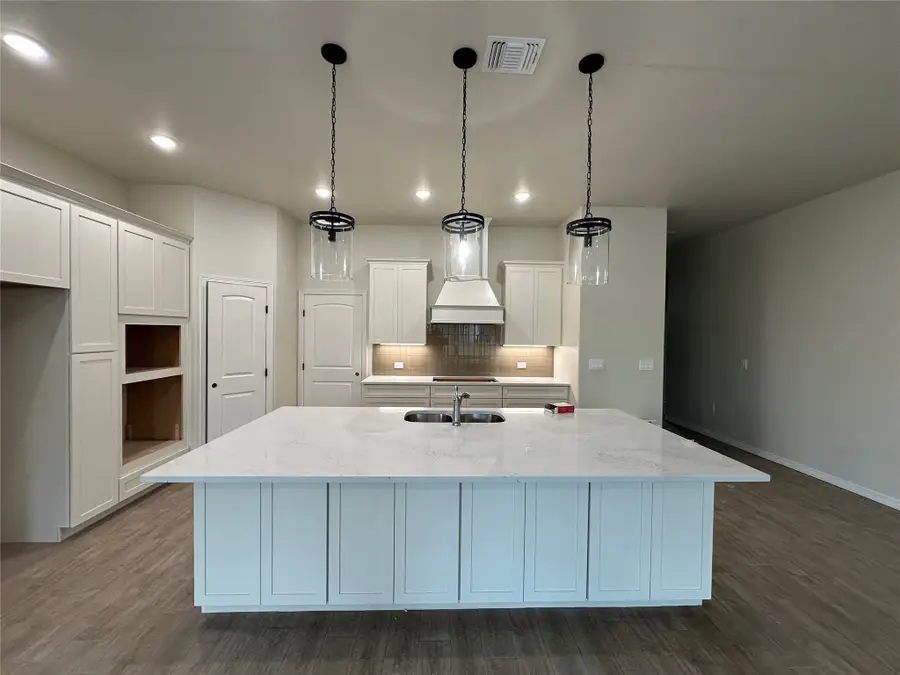 130 Lasso Loop, Lorena, TX 76655 - Image #2