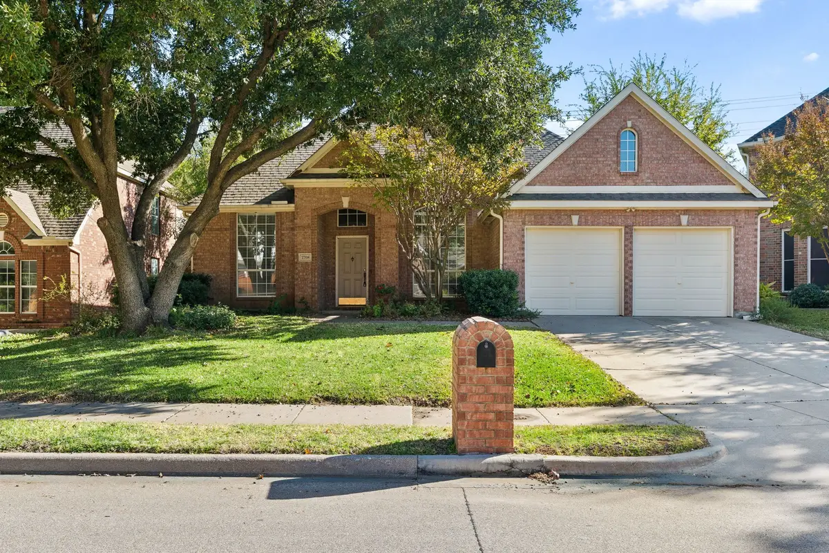 2708 Parkhaven Drive, Flower Mound, TX 75022 - Image #1