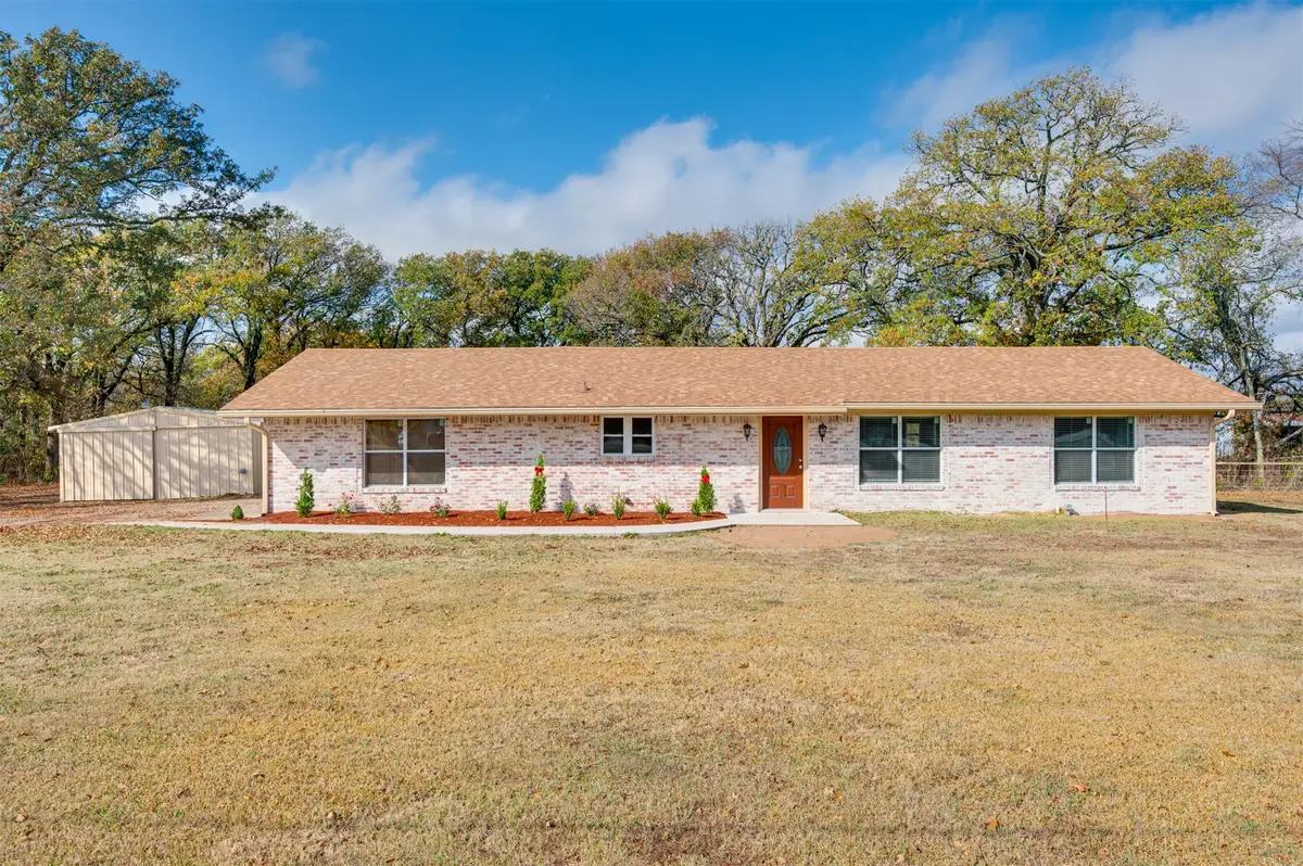815 Clarksville Road, Bogata, TX 75417 - Image #1