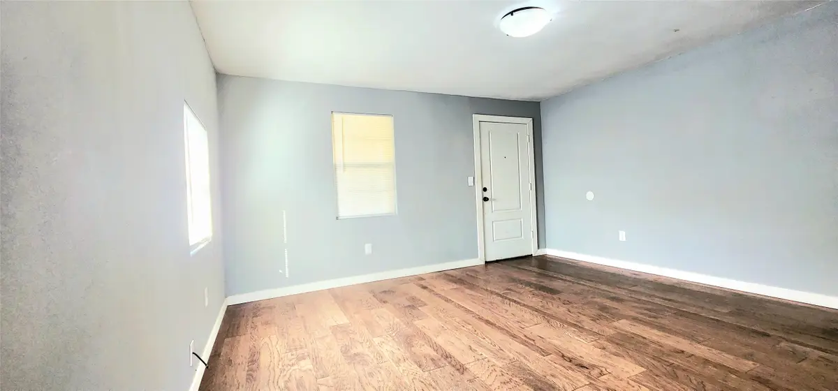 8525 Oak Haven Lane, Dallas, TX 75217 - Image #1