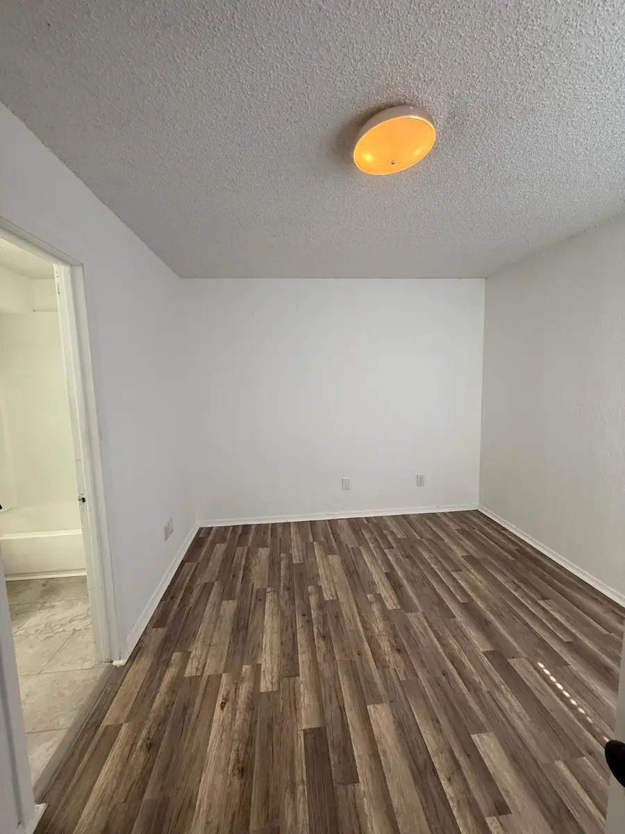 9813 Walnut Street #302, Dallas, TX 75243 - Image #3