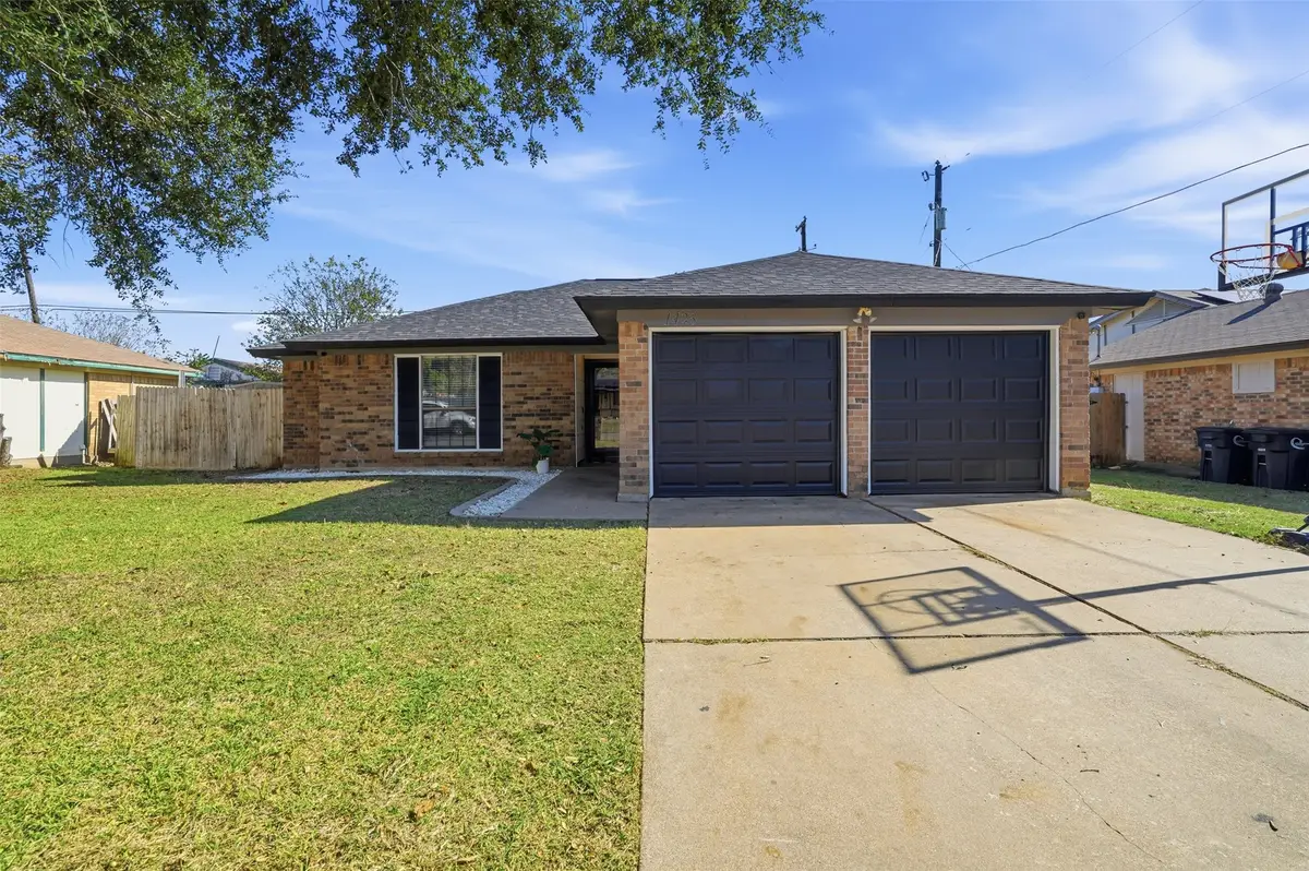 1423 Berry Drive, Cleburne, TX 76033 - Image #1