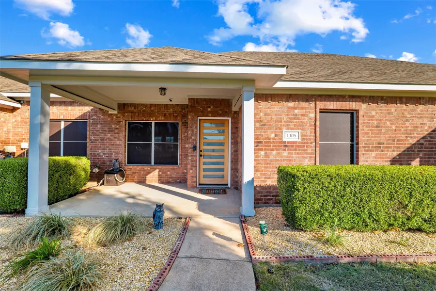 1305 E Highland Road, Waxahachie, TX 75167 - Image #3