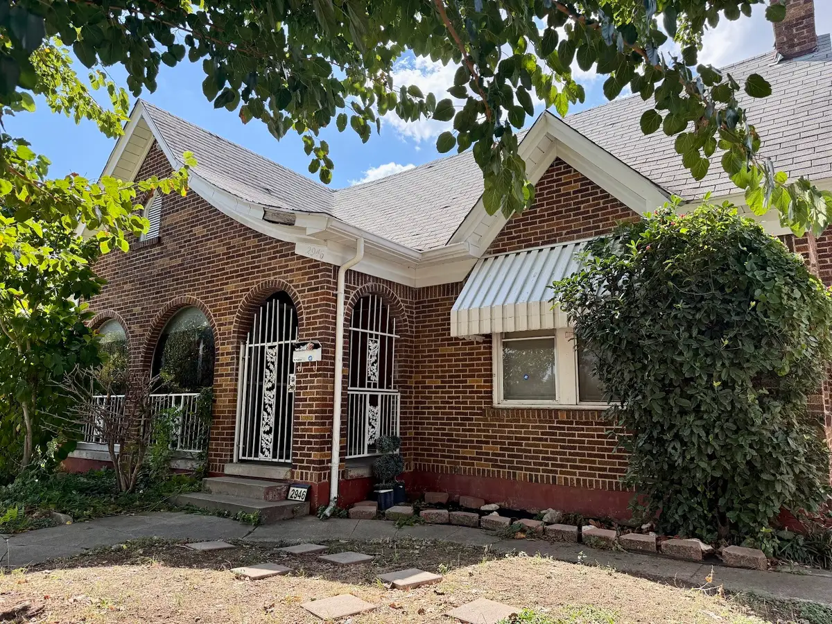 2946 Lipscomb Street, Fort Worth, TX 76110 - Image #1