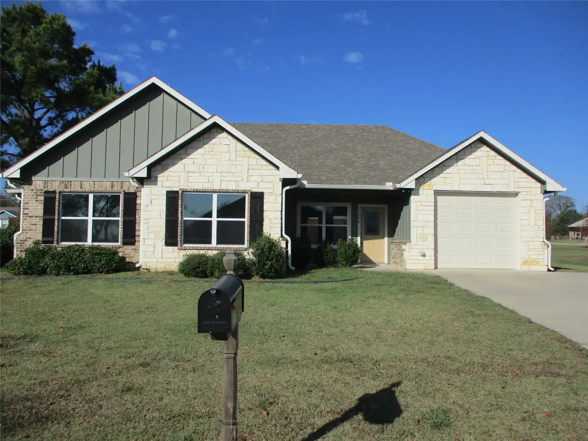 207 Mill Street, Emory, TX 75440 - Image #1