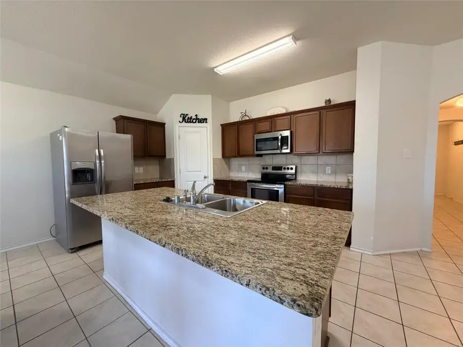 2203 Vance Drive, Forney, TX 75126 - Image #3